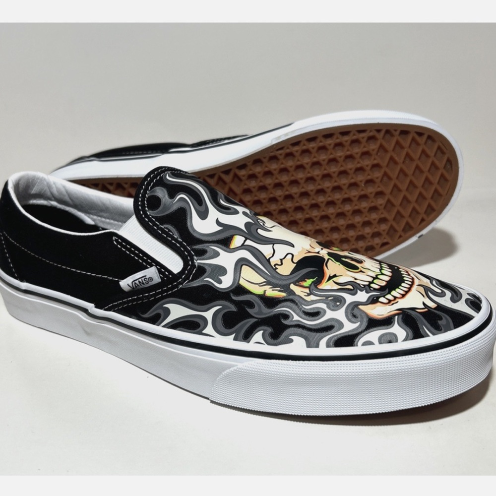 VANS Men’s Slip On Flame Skull Mens Black White Tattoo Art Sneakers - Picture 10 of 16